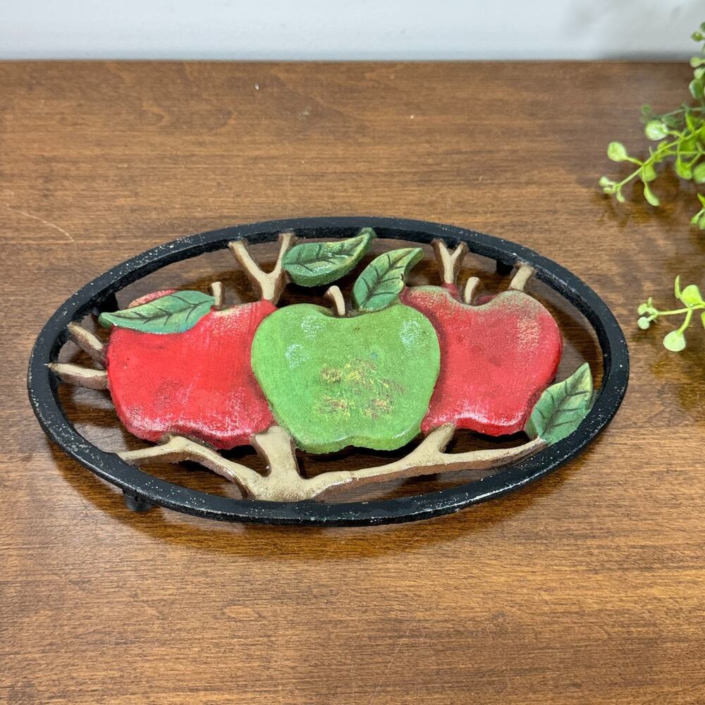Vintage Cast Iron Apple Trivet Kitchen Decor Country Farmhouse Fall Autumn 2001
